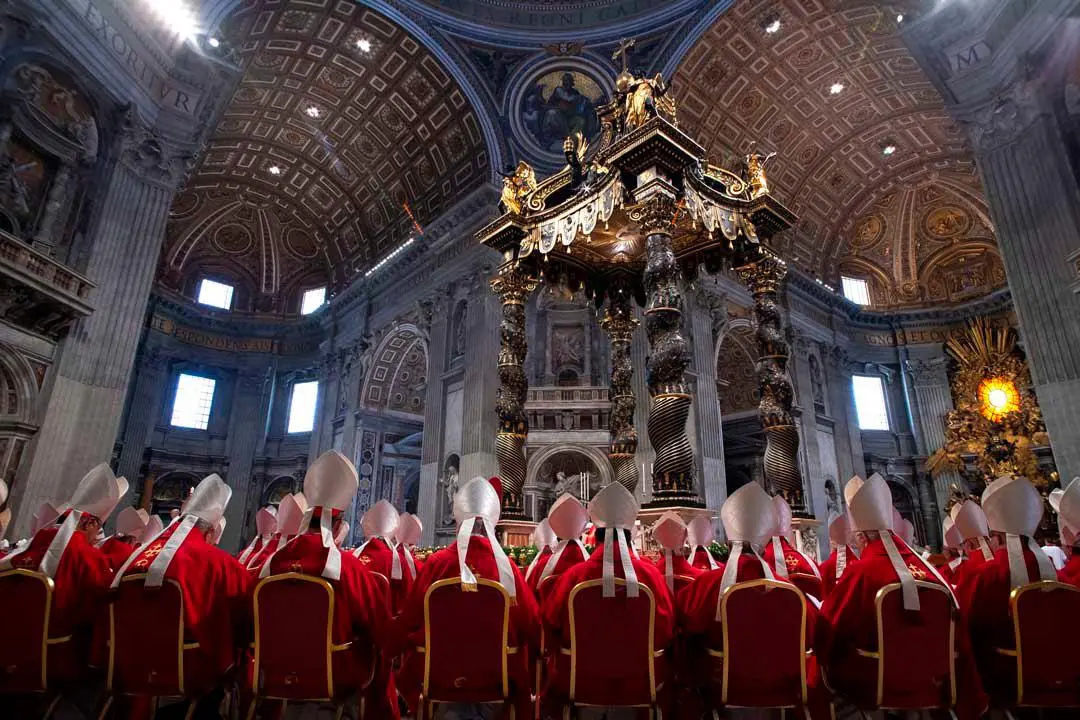 El nuevo papa fue elegido tras el mayor y más internacional cónclave de la historia de la Iglesia, que reunió en la Capilla Sixtina a 133 cardenales electores procedentes de cinco continentes y unos 70 países.Foto: Getty