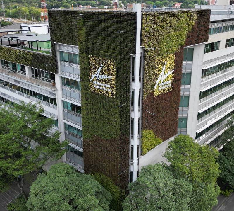 Fachada del edificio del Área Metropolitana del Valle de Aburrá. Foto: Juan Sánchez Ocampo