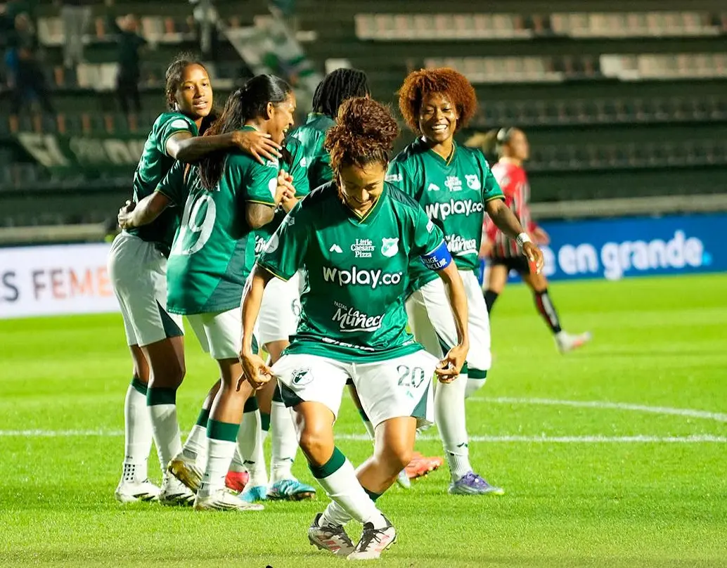 Deportivo Cali y Colo-Colo, por un cupo a la final de la Copa Libertadores. Foto: Tomada de redes @CaliFemenino. 