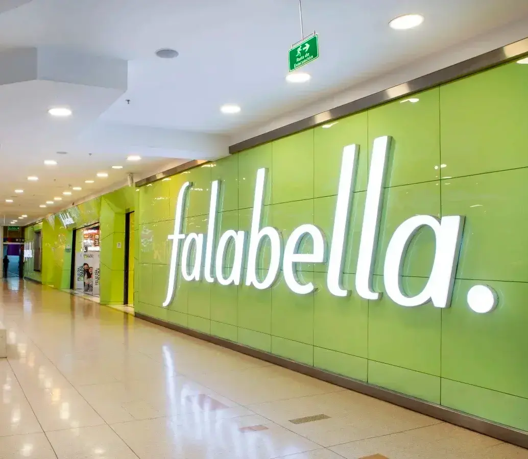 Pese a los hallazgos las tiendas de Falabella operan normalmente. FOTO cortesía Falabella