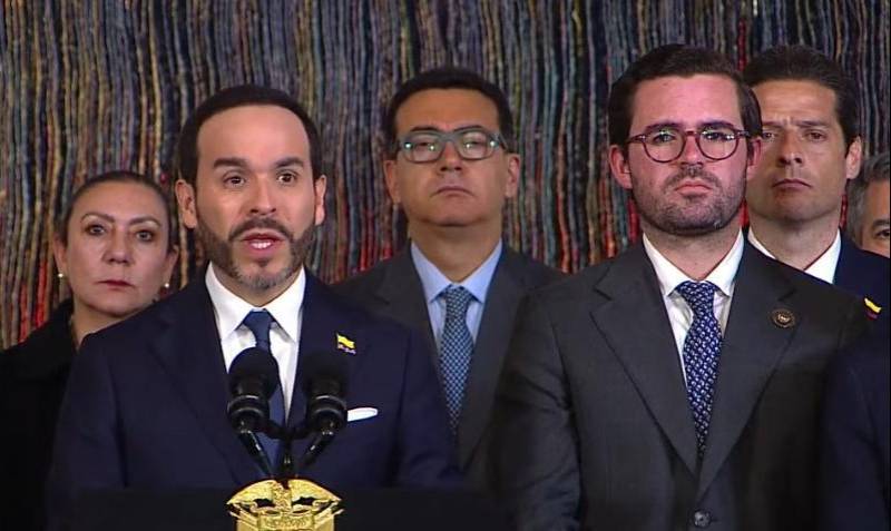 Gobierno expidió 11 nuevos decretos para atender emergencia por terremoto. También se adoptaron 17 medidas financieras, administrativas e institucionales. FOTO: Presidencia.