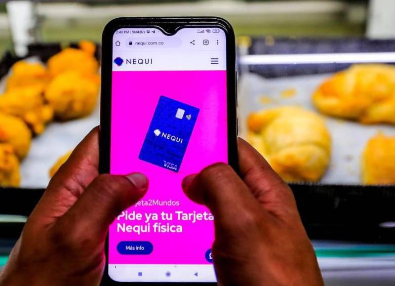 Las entidades como Bancolombia y Nequi, líderes en sus segmentos en bancos y billeteras, sugirieron que lo mejor para hacer en estos casos es comunicarse con el destinatario del movimiento y generar una conciliación para el dinero.