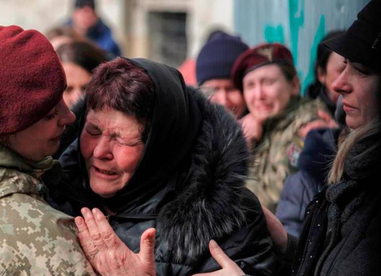 El presidente ucraniano ha recordado un año de dolor, tristeza y unidad. Aseguró que están listos para ganar la guerra contra Rusia FOTO: EFE