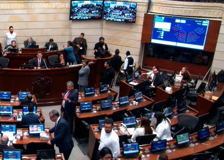 La plenaria de Senado en la que se discutía la reforma pensional fue suspendida hoy. FOTO tomada de YouTube