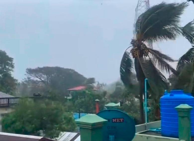 El ciclón Mocha tocó tierra en Birmania el pasado domingo 14 de mayo. FOTO: Captura de video tomada de Twitter