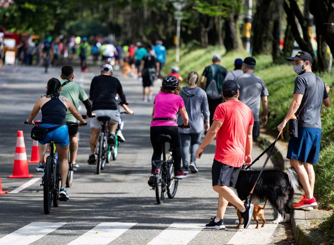 Es un espacio para la sana convivencia, el aprovechamiento del tiempo libre, el encuentro familiar, la práctica de actividades físicas, deportivas y recreativas como montar en bicicleta, patinar, caminar, trotar o realizar cualquier tipo de actividad física. Foto: Manuel Saldarriaga Quintero