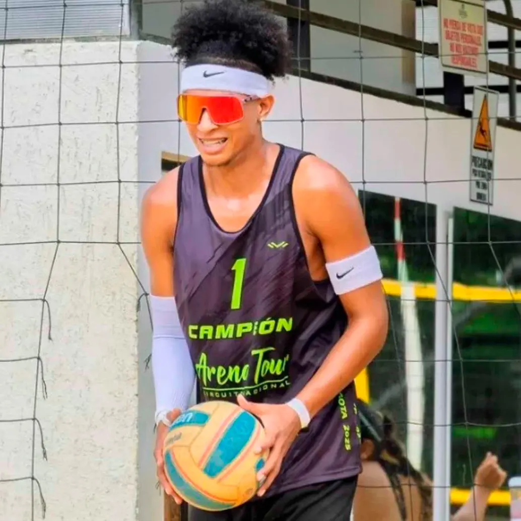 Durante algún tiempo, y cuando aún era un niño, Fray Banquet Castro estuvo dedicado al fútbol. FOTO: Cortesía.