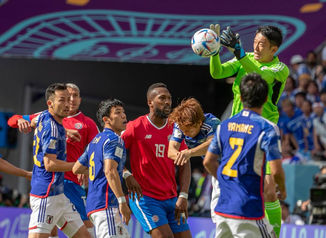  Keysher Fuller fue el encargado de poner a celebrar a los centroamericanos que venían de caer por goleada 7-0 ante España. Fotos: Juan Antonio Sánchez