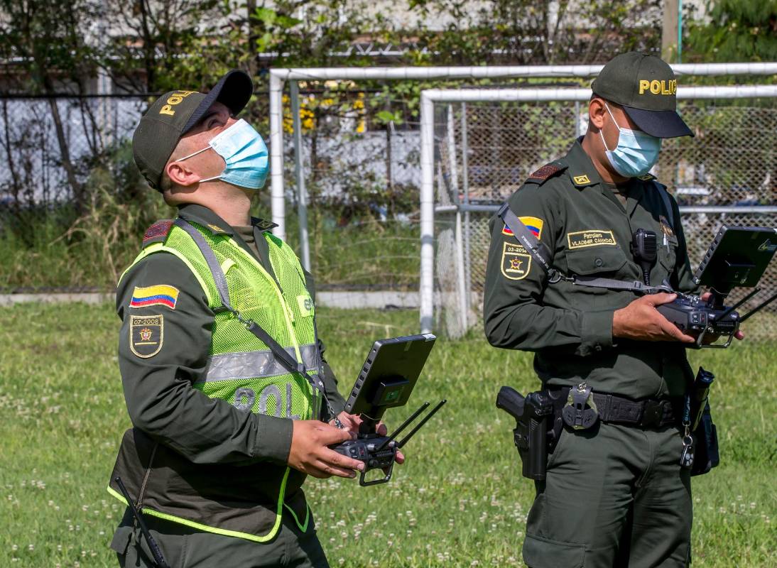 Los drones son utilizados para la vigilancia y control de los lugares, donde las autoridades han identificado se comenten diferentes delitos . Foto Juan Antonio Sánchez Ocampo