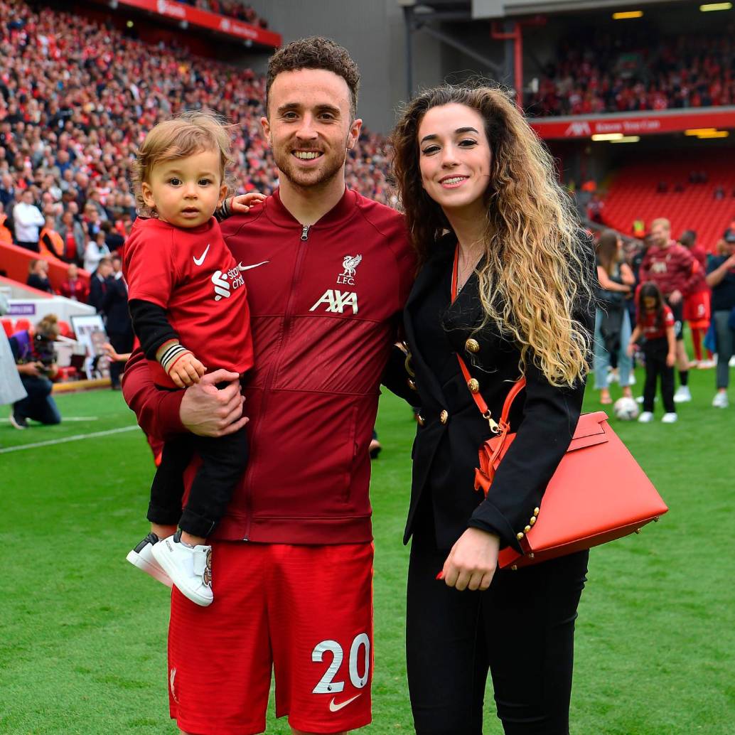 El futbolista Diogo Jota tuvo tres hijos con Rute Cardoso, su esposa, con quien se conoció desde que tenían 15 años. FOTO: GETTY