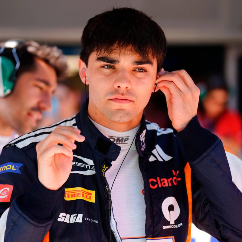 Sebastián Montoya, piloto colombiano que compite en la Fórmula 2, este fin de semana tiene acción en España. FOTO: GETTY
