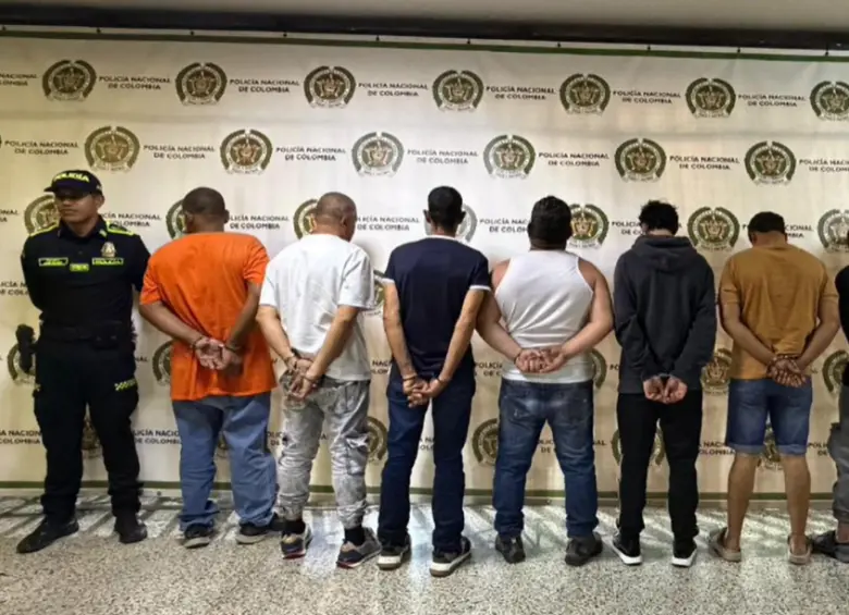 Diez personas fueron capturadas en Antioquia tras una operación contra una estructura criminal que, durante más de dos años, robó combustible de Ecopetrol. Foto: cortesía.