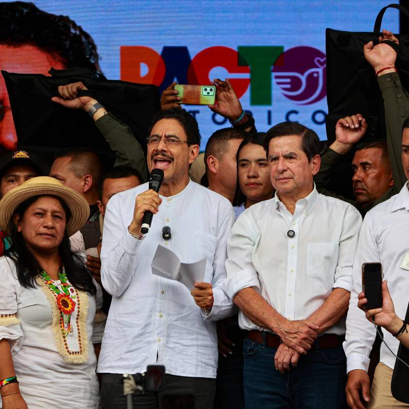 Iván Cepeda, senador y candidato del Pacto Histórico para las próximas elecciones presidenciales. FOTO: MANUEL SALDARRIAGA.