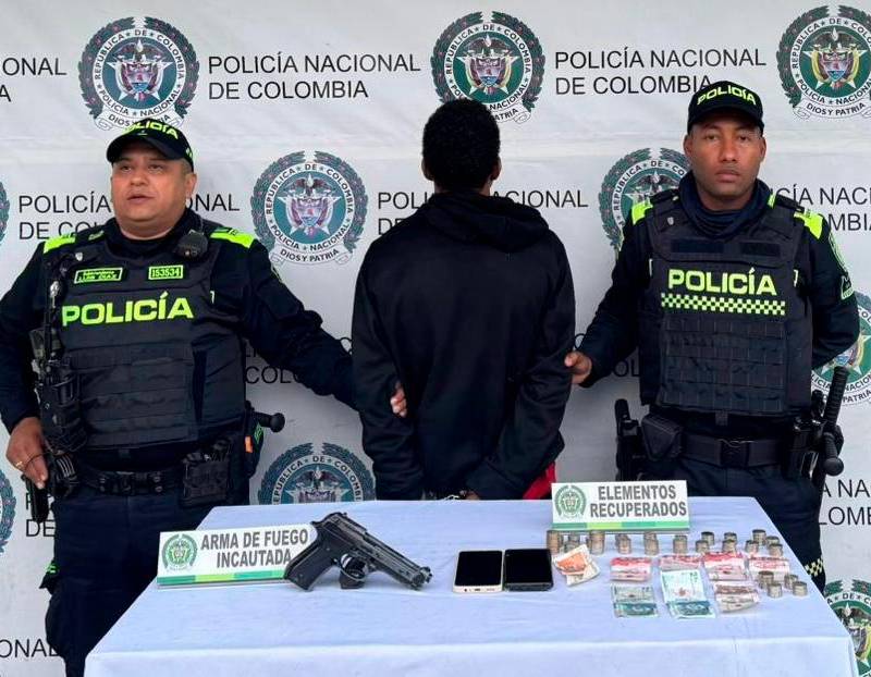 Este es uno de los capturados en el plan candado que realizaron las autoridades en El Poblado. FOTO: Cortesía Secretaría de Seguridad de Medellín