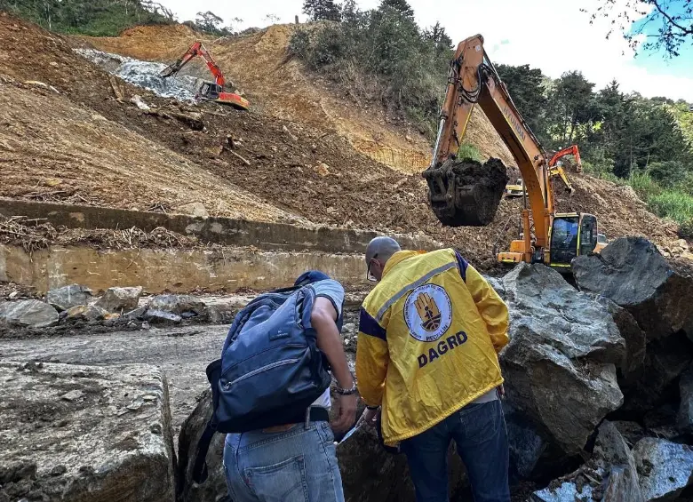Una de las emergencias evaluada por los técnicos del Dagrd en Medellín. FOTO: Cortesía
