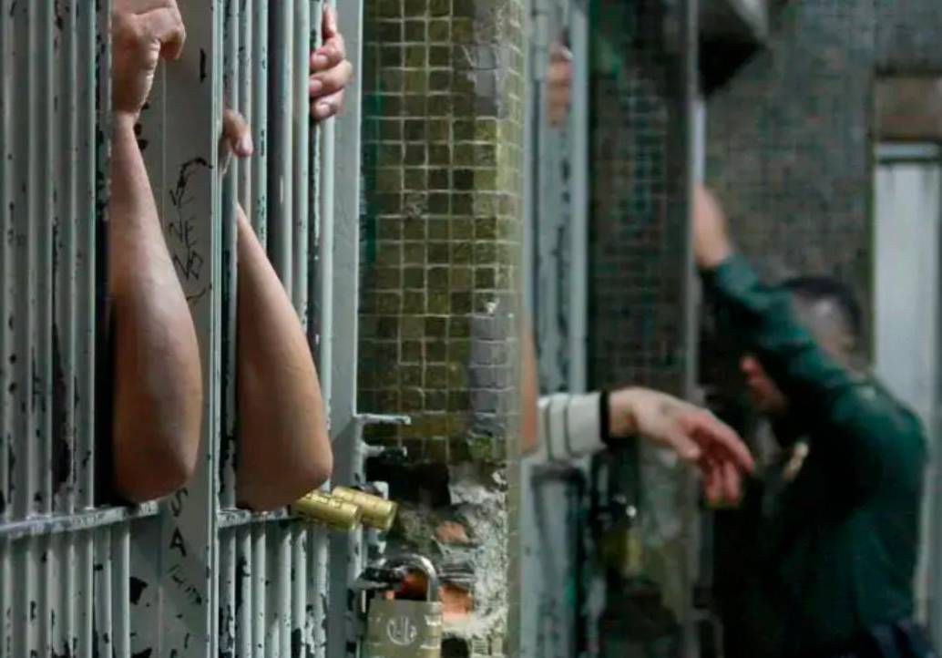 La Corte reiteró que Medellín tiene varios de los centros transitorios con mayor hacinamiento en Colombia. FOTO: COLPRENSA