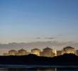 La compañía francesa EDF, encargada de operar la central nuclear, informó que el suministro de energía no se ha visto comprometido. FOTO: AGENCIA AFP.