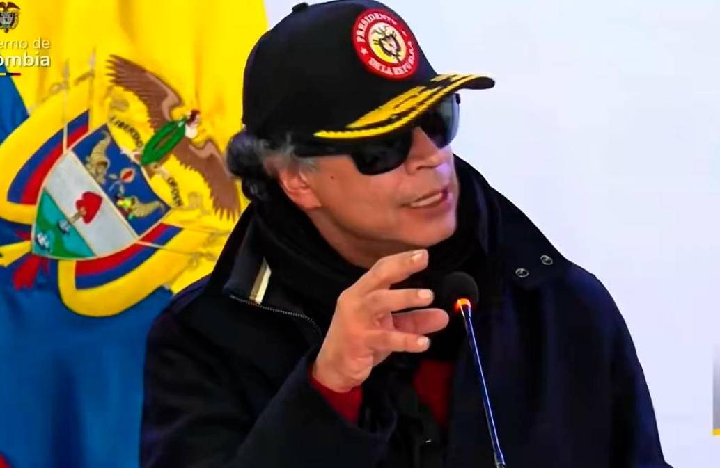 Petro ordenó frenar aranceles a Ecuador y ordenó reforzar la presencia militar en la frontera para combatir el narcotráfico. FOTO PRESIDENCIA. 
