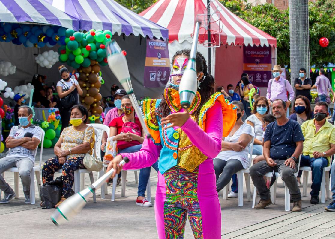 Hasta hoy sábado 20 de noviembre se podrá disfrutar de estas coloridas presentaciones. Foto Juan Antonio Sánchez Ocampo