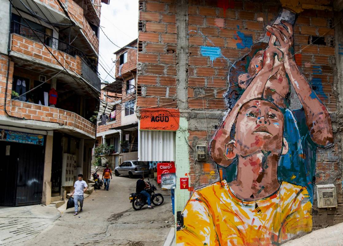 El proyecto avanza en tres fases y aportará al desarrollo integral de esta comuna, mejorando el paisaje, promoviendo la convivencia y entregando a Medellín un nuevo destino turístico y cultural para recorrer y disfrutar. Foto: Julio César Herrera