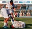 Kelsey Silva con dolor tras lesionarse mientras celebra como Cristiano Ronaldo. FOTO X-TNT SPORTS-DANILO DE PAULA-GAZETA PRESS