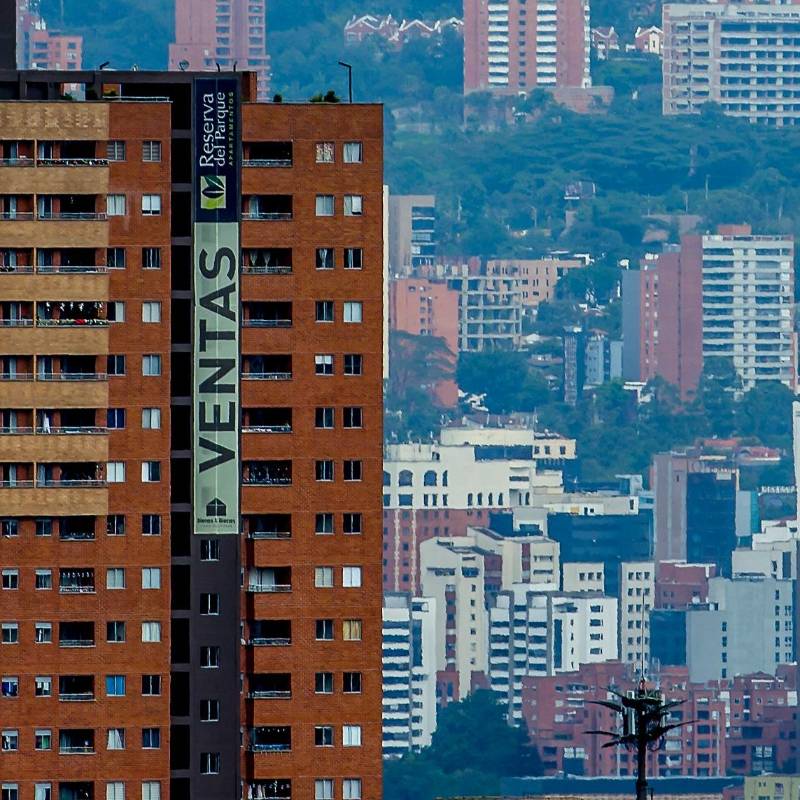La construcción cae 5,4%, pero expertos ven una nueva oportunidad para invertir en vivienda. FOTO: El Colombiano.