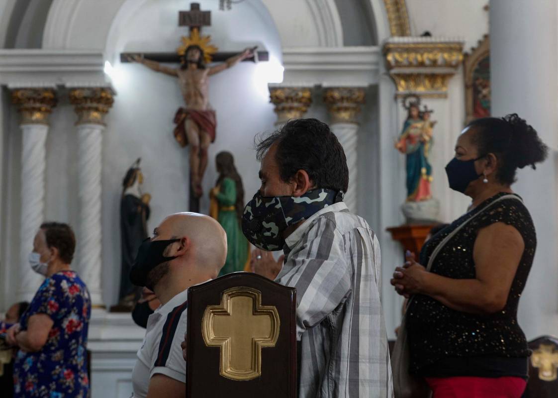 El testimonio de fe Católica se hace desde nuestras vocación y comienza cuando se es bautizado. Foto Manuel Saldarriaga Quintero.