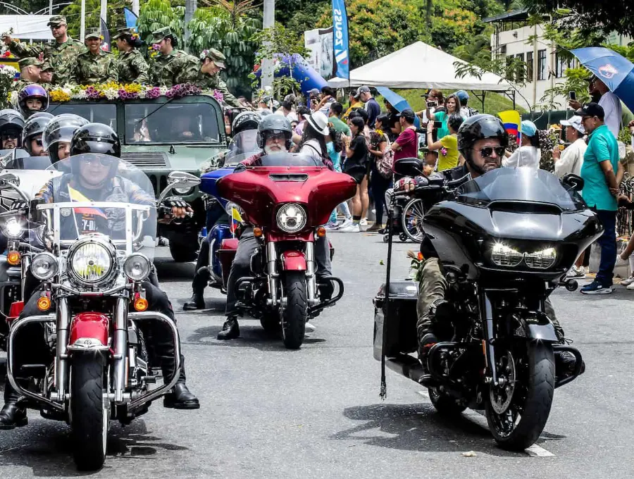 Este sábado está programado el Desfile Héroes de la Patria en la Feria de las Flores 2026. FOTO: Jaime Pérez