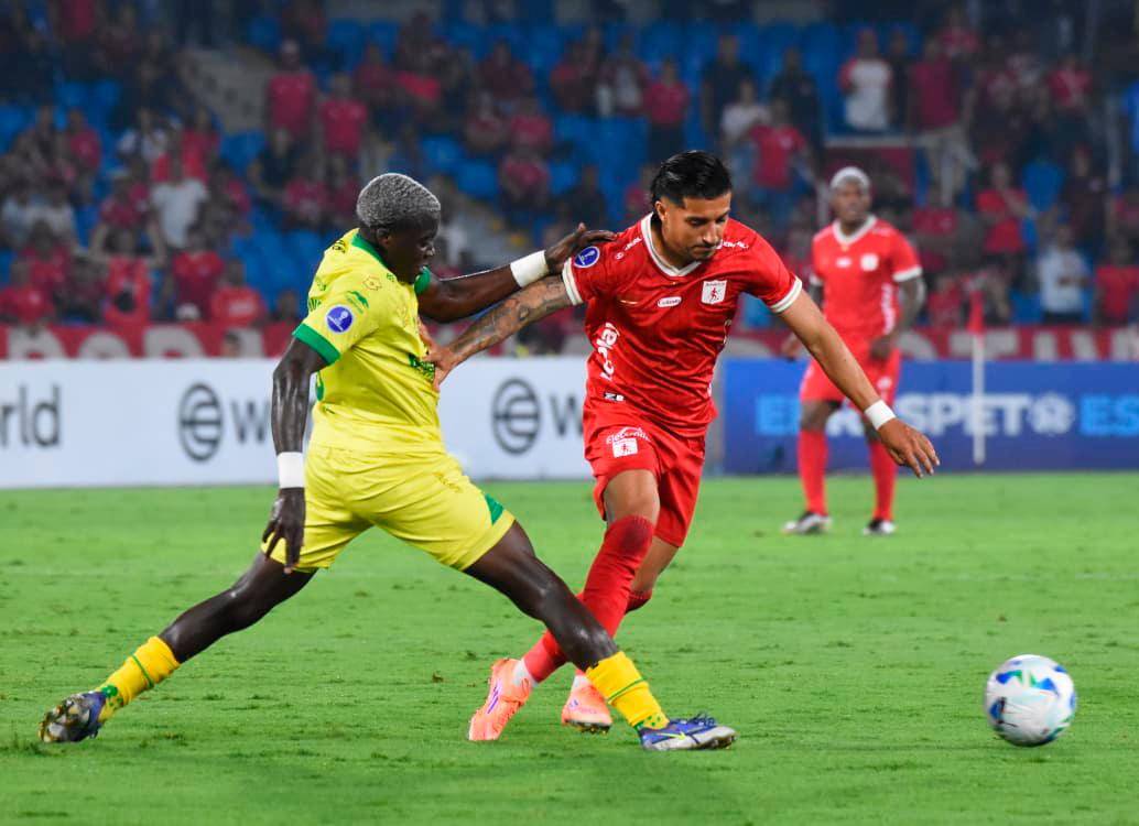 Yeisón Guzmán es la cara del ataque del América de Cali. El antioqueño lleva 10 goles con el conjunto escarlata. FOTO:<b>GETTY</b>