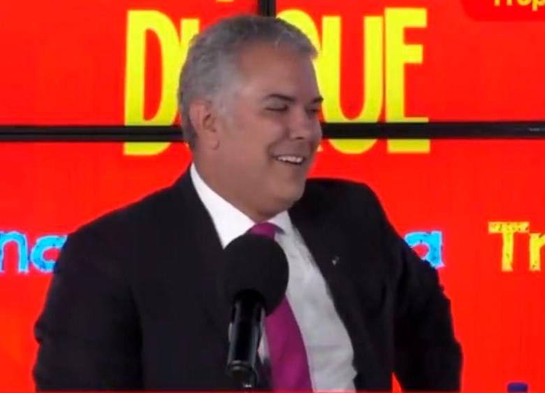Iván Duque concedió su última entrevista como presidente a la emisora Tropicana. FOTO: CAPTURA DE PANTALLA