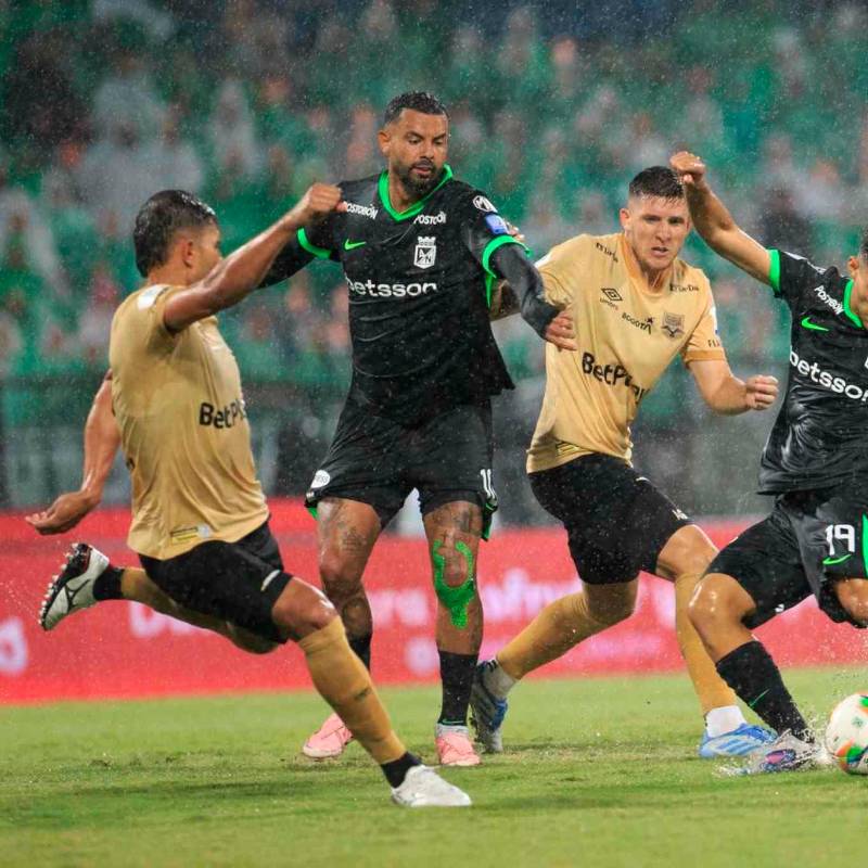 Atlético Nacional gana el duelo en el Atanasio Girardot ante Internacional de Bogotá con tantos de Juan Manuel Rengifo y Alfredo Morelos. FOTO CAMILO SUÁREZ 