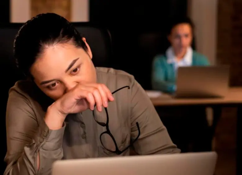 Escuchar las señales del cuerpo es clave para evitar el agotamiento en enero. FOTO: iStock