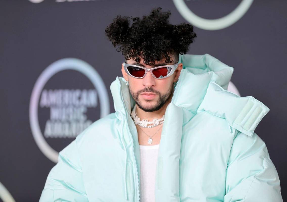 Bad Bunny está nominado por su última canción Lo Siento Foto: Getty
