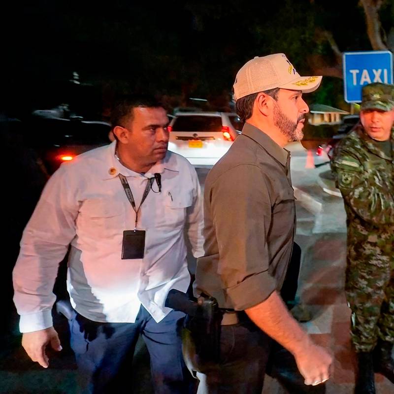 Calles militarizadas en Santa Marta tras paro armado anunciado por ‘Los Pachenca’, grupo armado que delinque en buena parte del Caribe. FOTO AFP