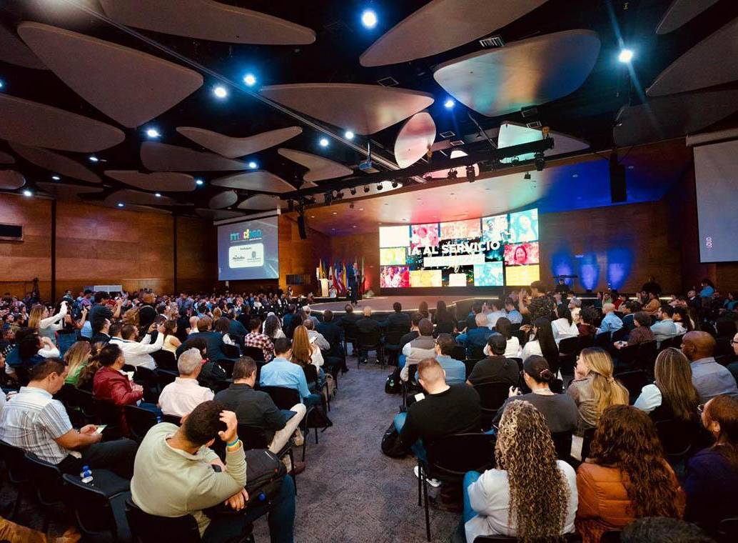 Representantes del Foro Económico Mundial y líderes del ecosistema de innovación visitaron la ciudad. FOTO cortesía Alcaldía de Medellín.