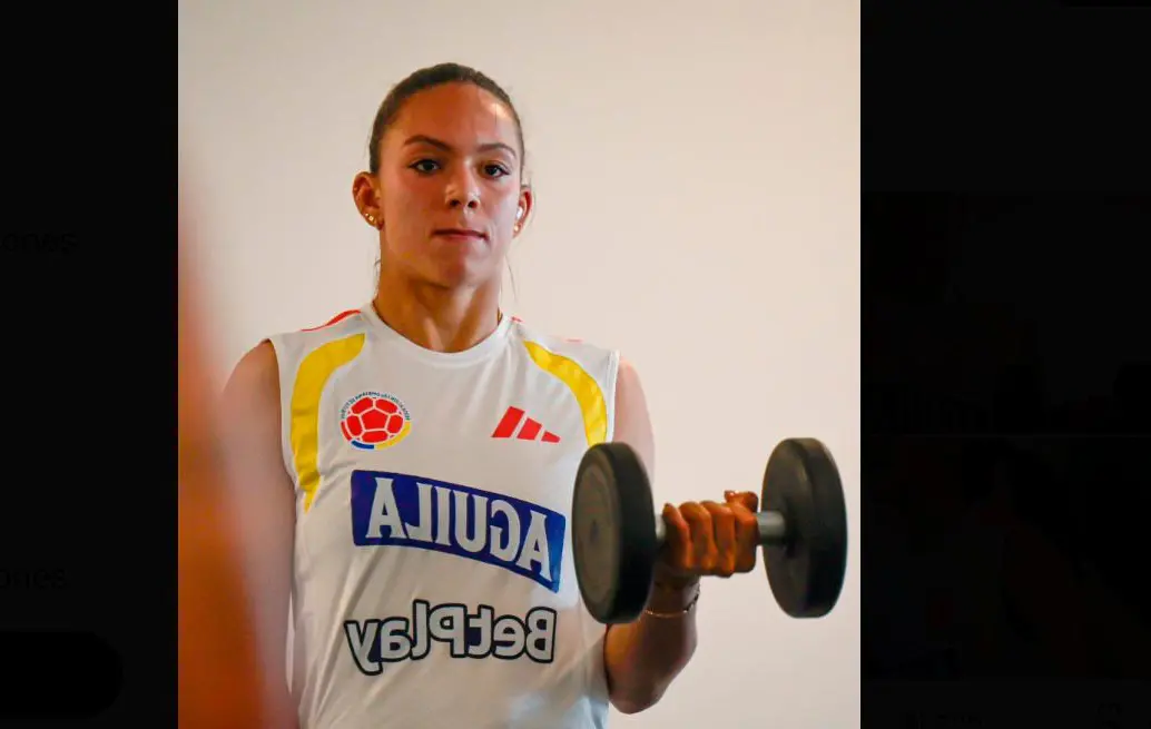 La Selección Colombia femenina de la categoría mayores ya se encuentra en Bolivia preparándose para el duelo del viernes por la tercera fecha de la Liga de Naciones. FOTO CORTESÍA FCF