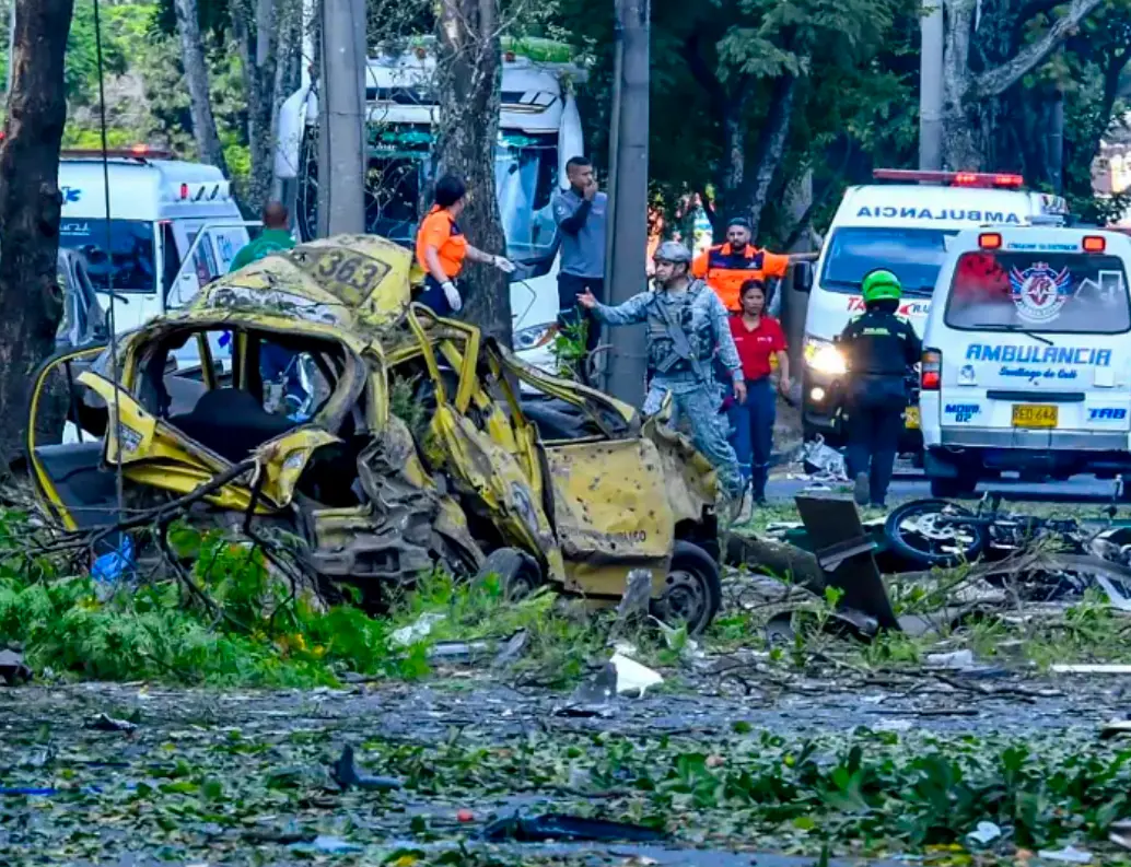 El atentado ocurrido en Cali el pasado jueves, 21 de agosto, cobró la vida de siete personas y dejó a otras 70 heridas. FOTO: AFP