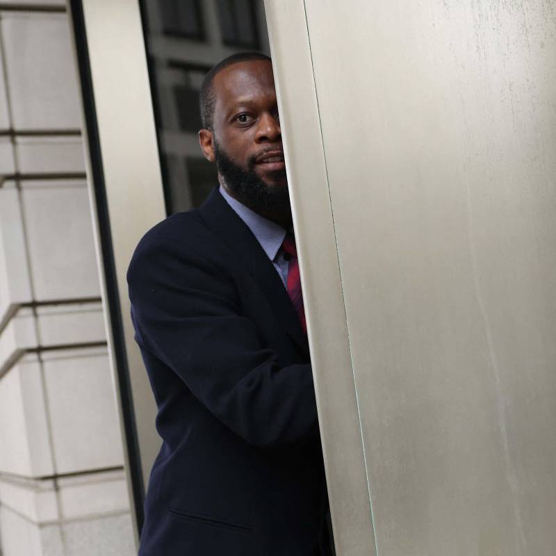 Pras Michel, miembro de los Fugees, durante el juicio por participación en una conspiración de financiación electoral en la campaña de Obama en 2012. FOTO: AFP. 