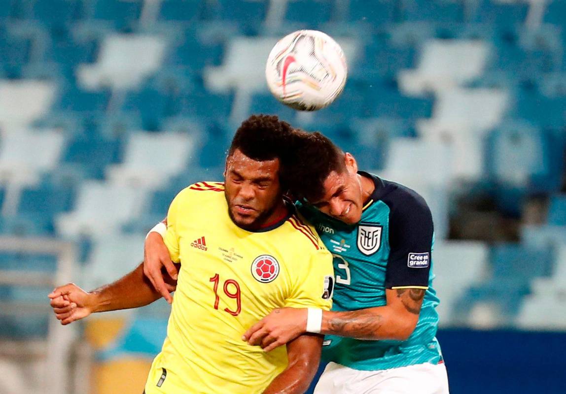 Miguel Ángel Borja fue titular con Colombia en el triunfo 1-0 ante Ecuador y participó en el tanto de la victoria. FOTO EFE 