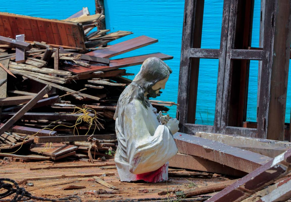  Luego de unos estudios patológicos realizados por una empresa privada contratada por la Arquidiócesis de Medellín, se encontró que había corrientes de agua a 80 centímetros de la estructura y esto ocasionó los daños. FOTO JUAN ANTONIO SÁNCHEZ OCAMPO