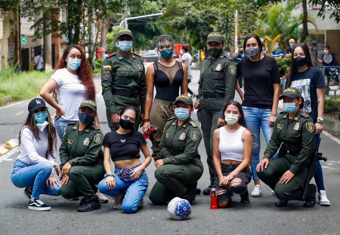 Al final una foto para el recuerdo en medio de un paro Nacional. Foto: Manuel Saldarriaga Quintero.