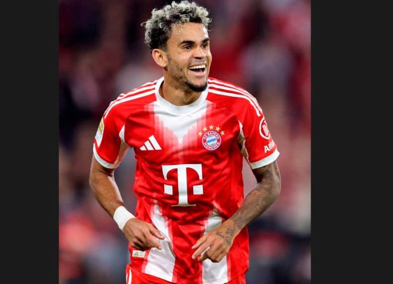 El colombiano Luis Díaz es titular con el Bayern Múnich este sábado. FOTO TOMADA X @FCBayern