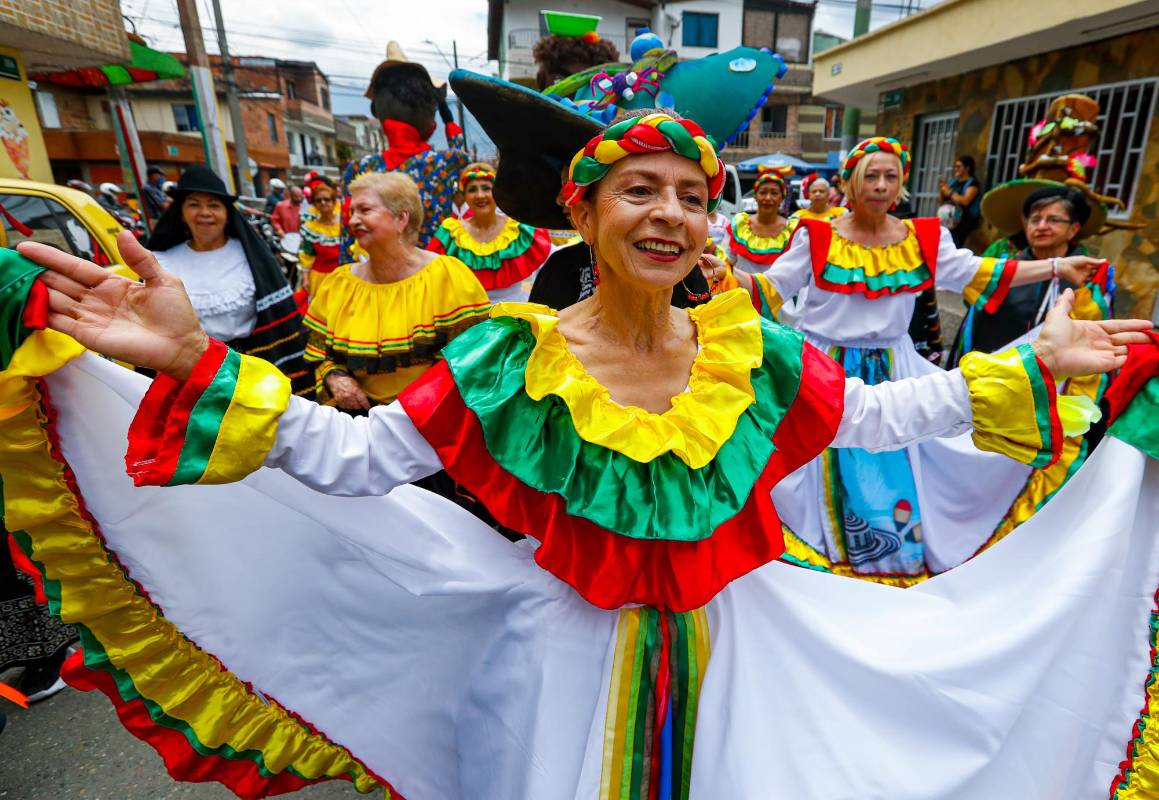 La celebración incluyo baile y mucha alegría. Foto: Manuel Saldarriaga Quintero.
