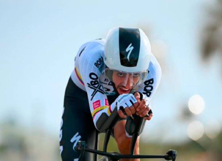 Daniel Martínez tuvo un buen inicio en la Tirreno-Adriático. Solo cedió 5 segundos con el gran favorito al triunfo, el danés Jonas Vingegaard. FOTO GETTY