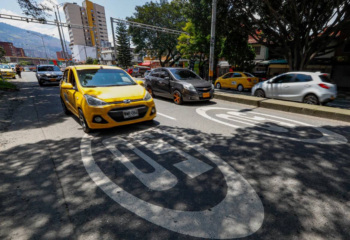 Las multas en dinero para los infractores comenzó desde ayer lunes 23 de mayo. Foto Manuel Saldarriaga