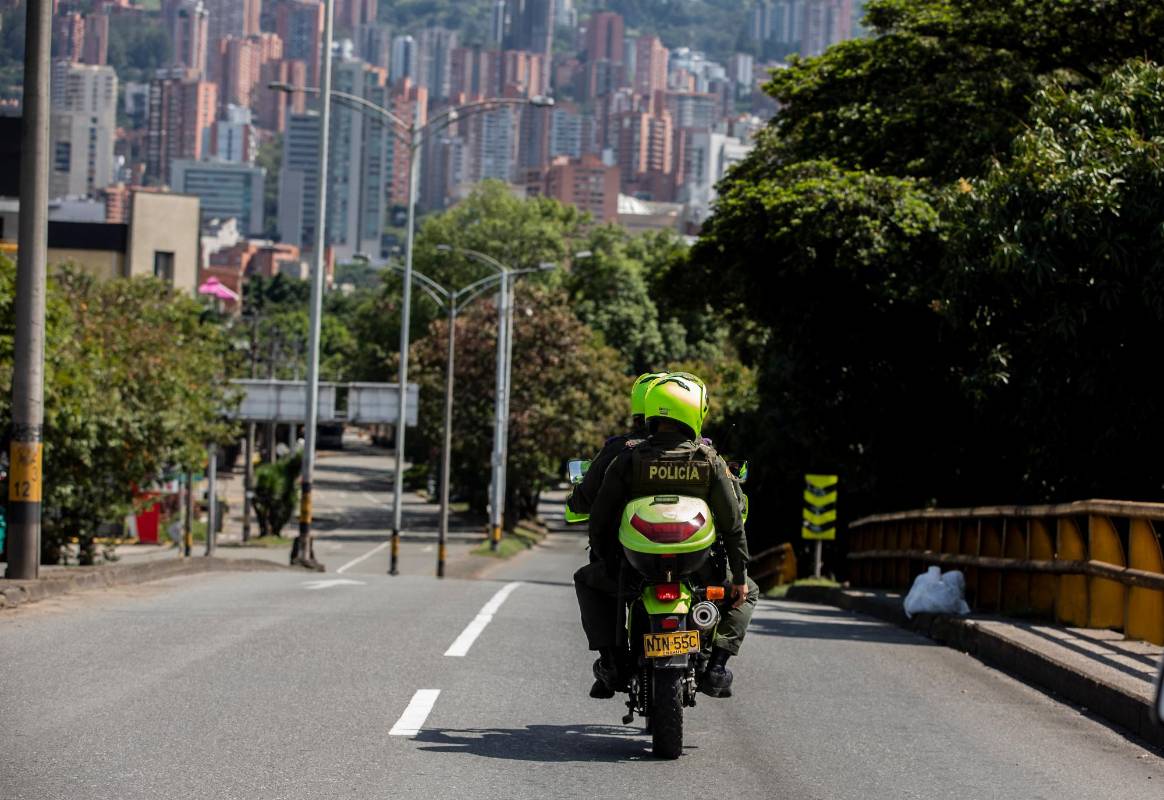 Los ciudadanos deberán permanecer en sus hogares salvo en excepciones de necesidad o urgencia que requieran desplazamientos. Foto. Camilo Suárez.