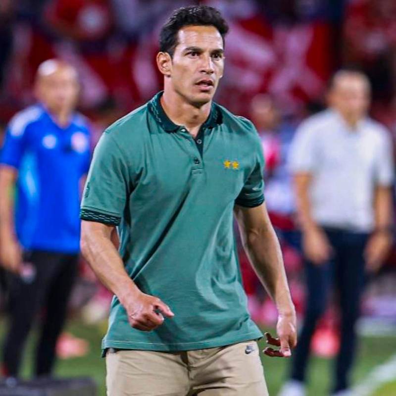 El técnico Diego Arias está en el ojo del huracán por las dos derrotas en el semestre de Atlético Nacional ante Millonarios, los hinchas piden que no siga. FOTO MANUEL SALDARRIAGA 