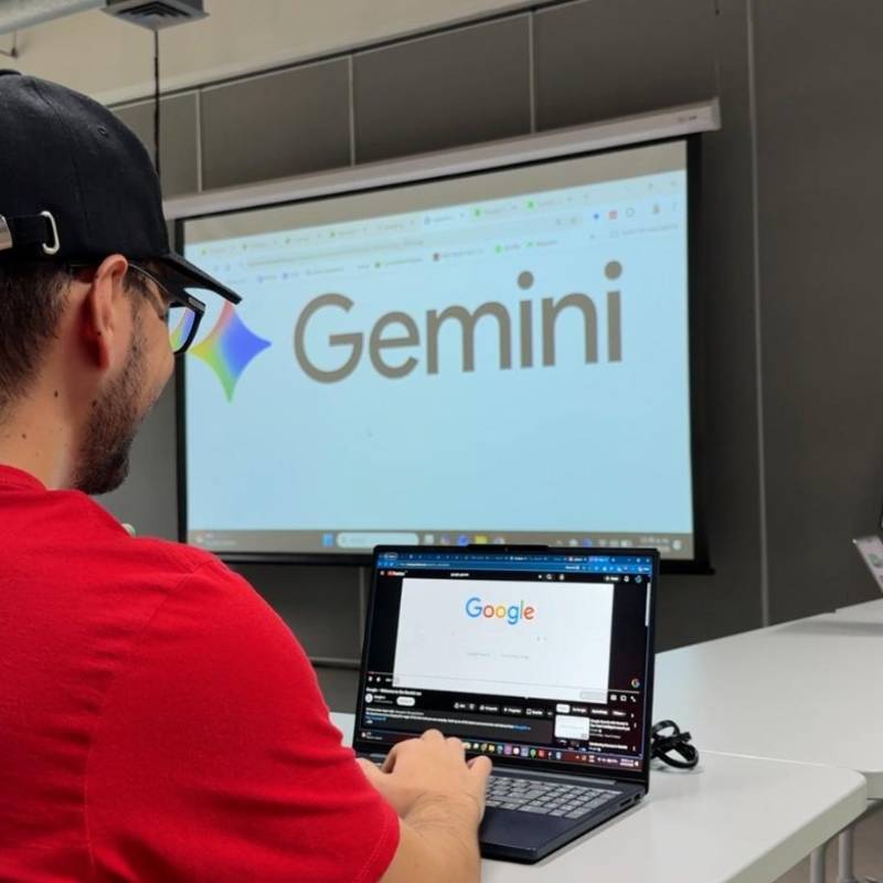 Este curso es en modalidad virtual y tiene una duración de cuatro meses. FOTO Alcaldía de Medellín.