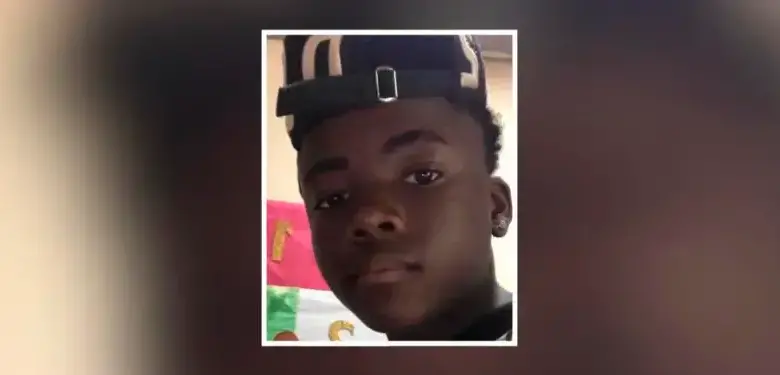 Él era Estiven, el adolescente que murió en una riña a la salida del colegio en Bello