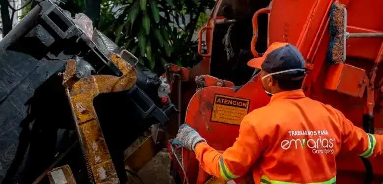 ¡Pilas! En 4 comunas de Medellín habrá nuevo horario de recolección de basuras